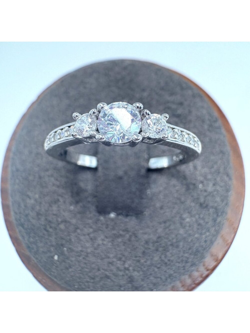 VTG Sterling Silver 925 Prong Set CZ Channel Set Shoulders Ring Size 6.75